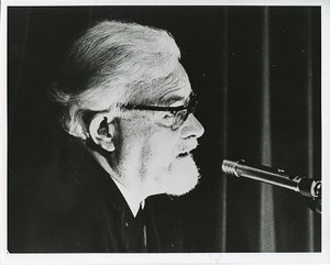 Lowell, Robert