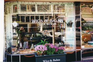 Wics & Balms Herbal/Aromatherapy Shop