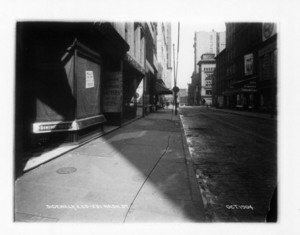 Sidewalk 229-231 Washington St., Boston, Mass., October 1904