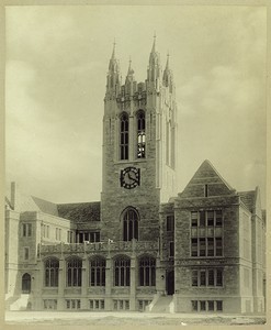 Gasson Hall on Boston College's early Chestnut Hill campus