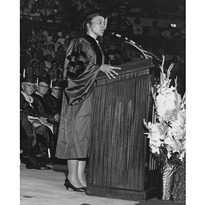 Coretta Scott King at 1971 commencement ceremony