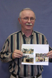 Everett Blodgett at the Reading Mass. Memories Road Show