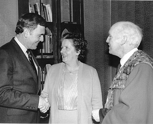 Mayor Raymond Flynn meeting with Galway Mayor Michael Leahy and unknown woman