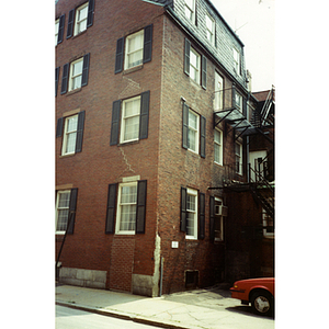 Buildings near Tufts-New England Medical Center