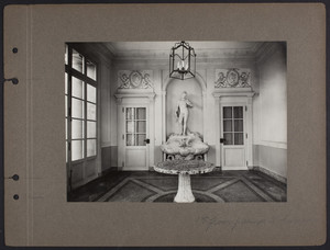 La Leopolda, 1st floor passage to bedroom, 1939