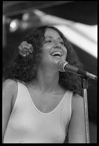 Maria Muldaur, close-up on stage, performing at the Sugarbush Folk Festival