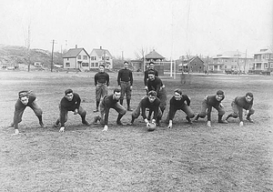 Swampscott High School football team, 1915 : offensive formation #1