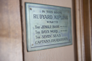Plaque commemorating Kipling at Naulakha, Rudyard Kipling's home from 1893-1896