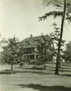 Student Union/ Doggett's House