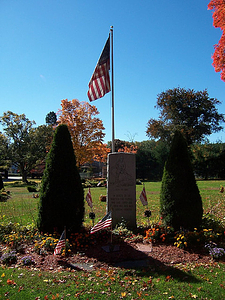 Fire fighters' memorial, Lakeside Cemetery, Wakefield, Mass.