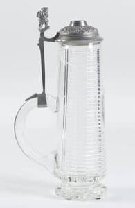Glass stein with 4F shield and dwarf thumb lift