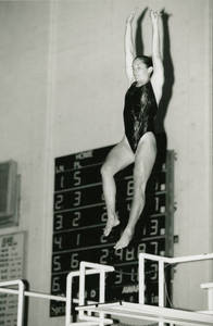 Nora Kelly Diving