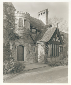 Exterior view of the E.M. Major House, Drumlin Road, Newton Center, Mass., undated