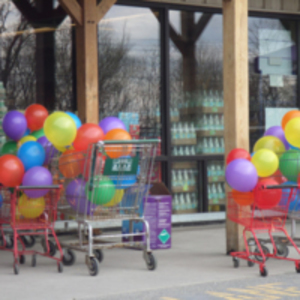 Balloon shopping carts