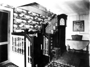 Sumner House, Main St., Shrewsbury, Mass., Stairwell.