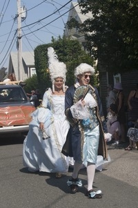 Parade marchers dressed in colonial-era costumes : Provincetown Carnival parade