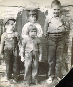 Riley family, 1962