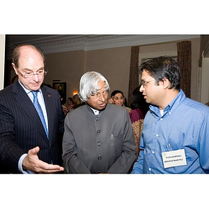 Dr. A. P. J. Abdul Kalam speaking with Vishwanathan Krishnamoorthy