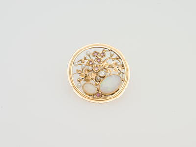 Brooch