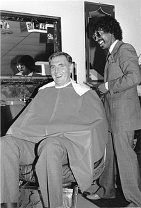 Mayor Raymond L. Flynn at Reggie's Hair World