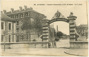 Postcard: Angers - Caserne Desjardins