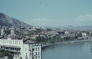 View along the river Mtkvari