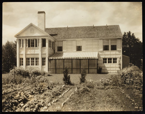 Exterior view of James H. Cleaves house, Cambridge, Mass.