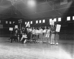 Students demonstrating support for senate bill 207