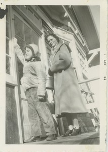 Bernice Kahn and daughter Sharon outside family home