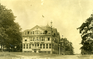 A post card picture of the Cottage Park Hotel in Winthrop, MA.