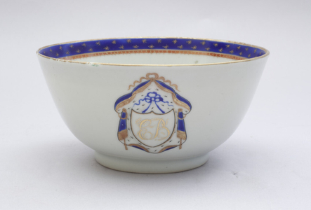 Armorial tea bowl