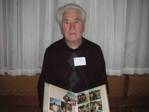 Cornelius McEleney at the Irish Immigrant Experience Mass. Memories Road Show