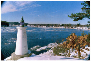 Lighthouse at 483 Main Street (Point Shore)