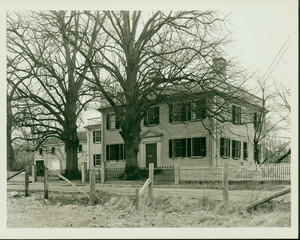 Exterior view of the Squire Seaver House, Kingston, Mass., undated