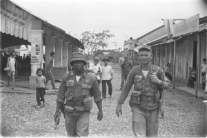 Vietnam battle and U.S. advisors .