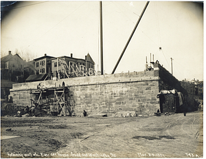 Retaining wall, elevated carhouse, Guild and Washington Streets