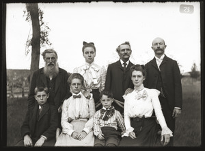 Unidentified family (Greenwich, Mass.)
