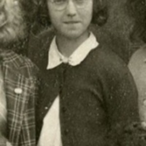 Eighth grade class photograph of Mary Ellen Avery, Moorestown Friends School, Moorestown, NJ.