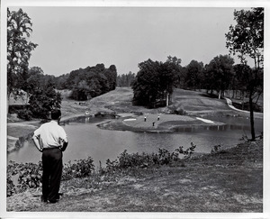Photograph of The Golden Horseshoe Golf Course