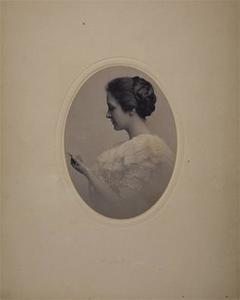 Edith Preston Hubbard portrait.