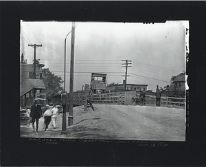 Police signal tower Savin Hill Avenue bridge