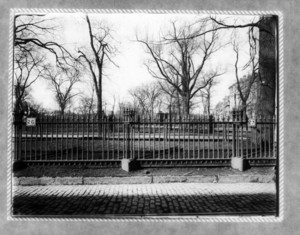 Boylston St. fence of Common #26 to #27