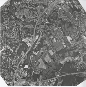 Worcester County: aerial photograph. dpv-7mm-124