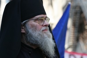 Greek Orthodox Archbishop Demetrios at the march opposing the War in Iraq