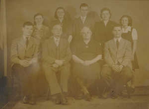 Furdon family, 1940