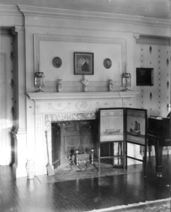 Assembly House, 138 Federal St., Salem, Mass., Parlor..