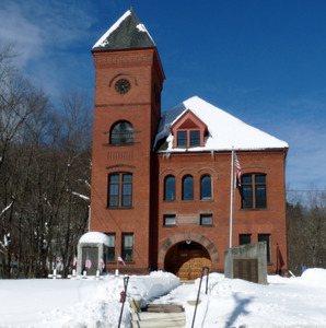 Tyler Memorial Library: front view of the library in snow