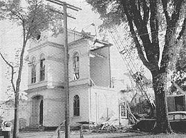 Razing of Swampscott Town Hall