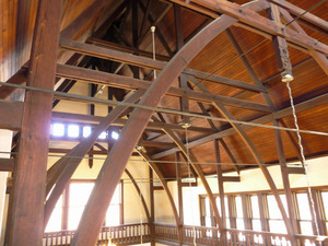 Hinsdale Public Library: interior beams