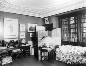 Frank Skinner House, 266 Beacon St., Boston, Mass., Sitting Room.